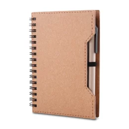 Caderno A6 Capa em Papelão Reciclado c/ Caneta AI-CAD460